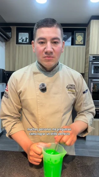 Instagram post from estrena.horeca. This post is in position 5.