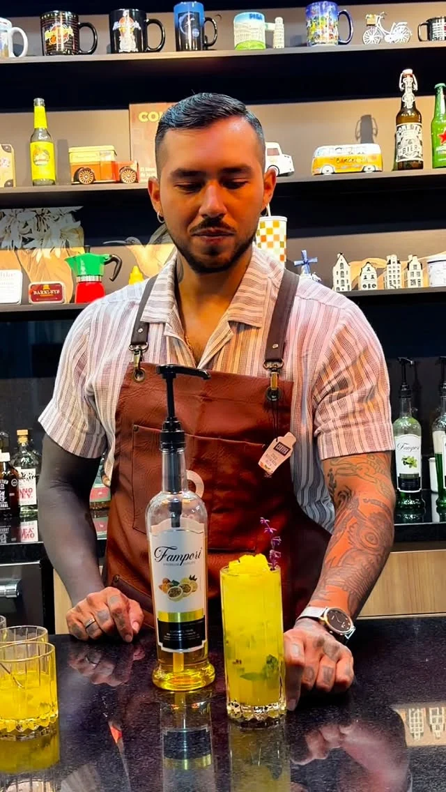 Instagram post from estrena.horeca. This post is in position 8.