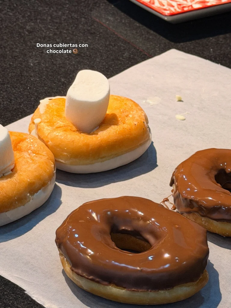 Instagram post from estrena.horeca. This post is in position 3.